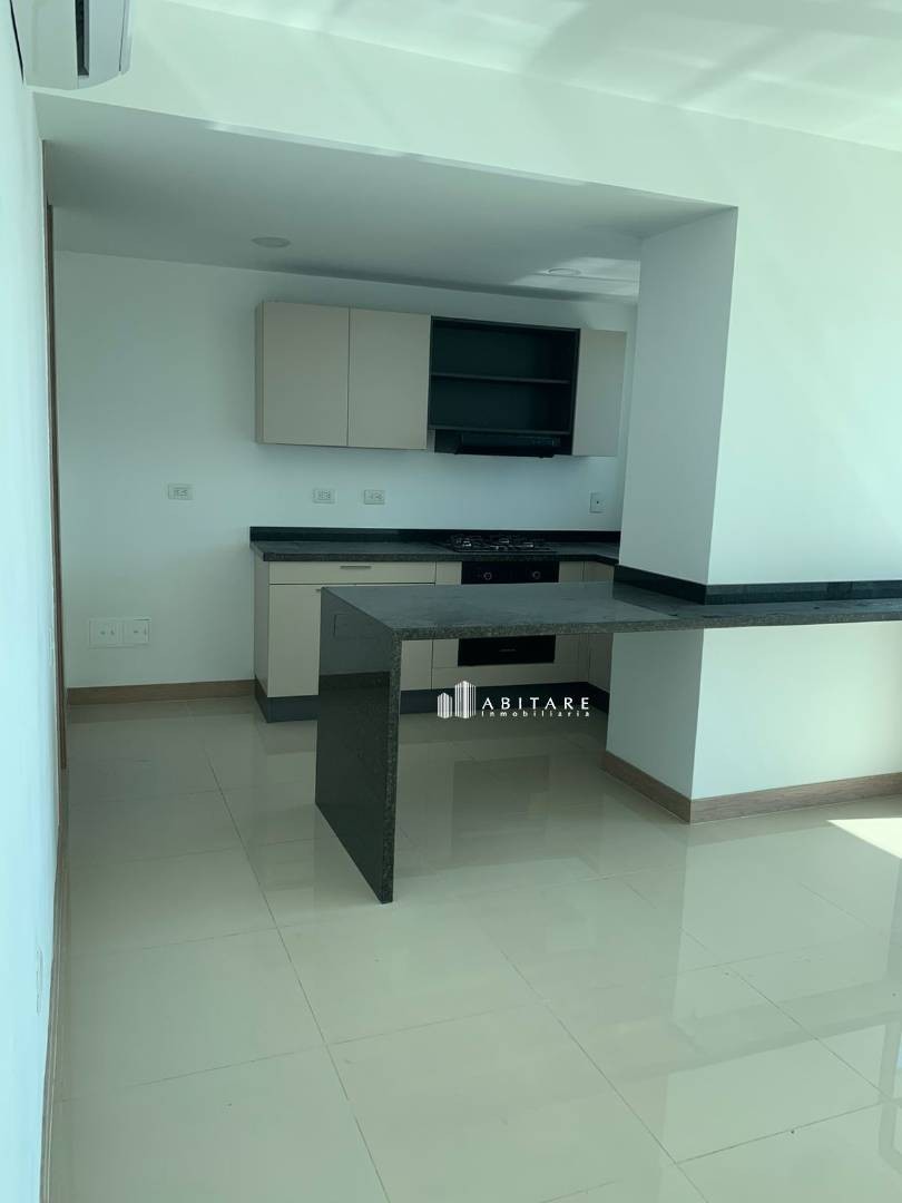 Apartamento en arriendo en Castillogrande, Cartagena · foto 2 de 21