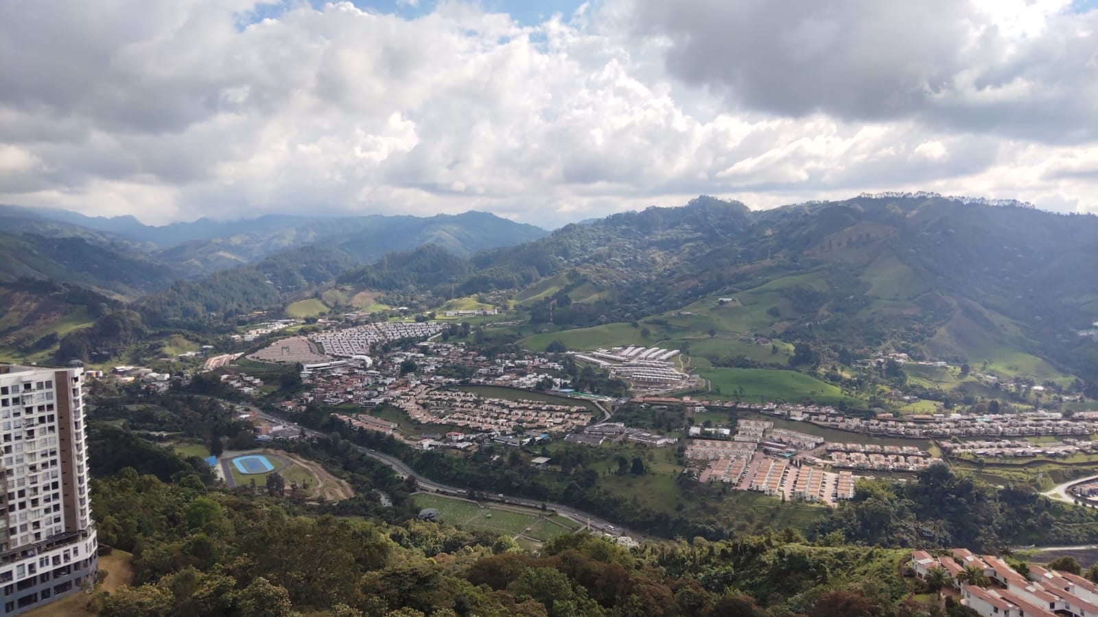 Apartamento en venta en Milan, Manizales · foto 14 de 24
