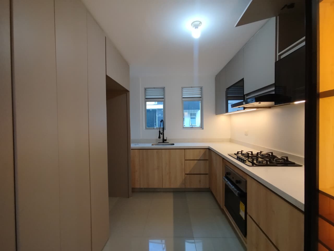 Apartamento en venta en Pinares, Pereira · foto 4 de 9