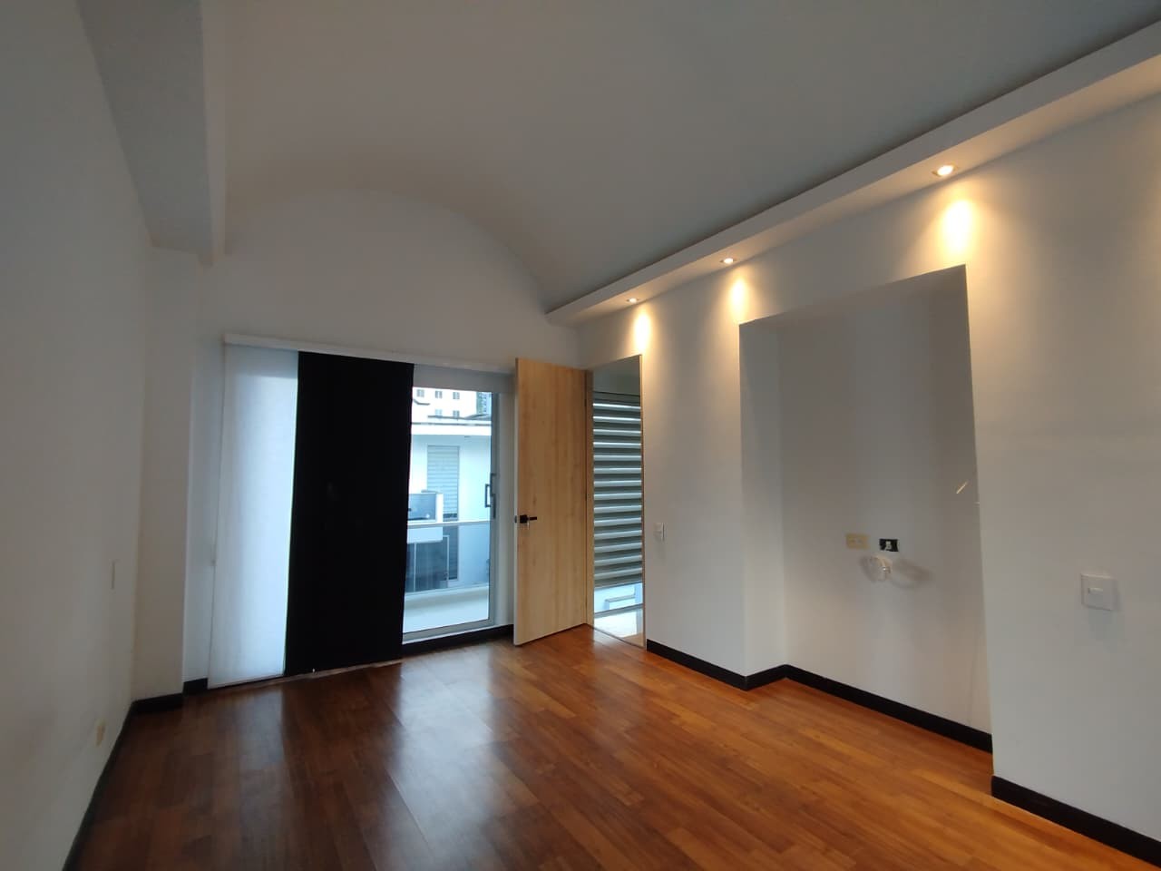 Apartamento en venta en Pinares, Pereira · foto 7 de 9