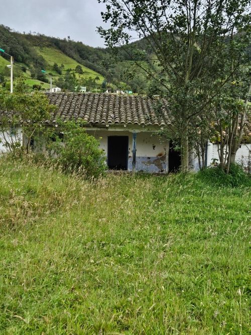 Lote en venta en San Fernando, Pasto, 2400 m² · foto 11 de 14