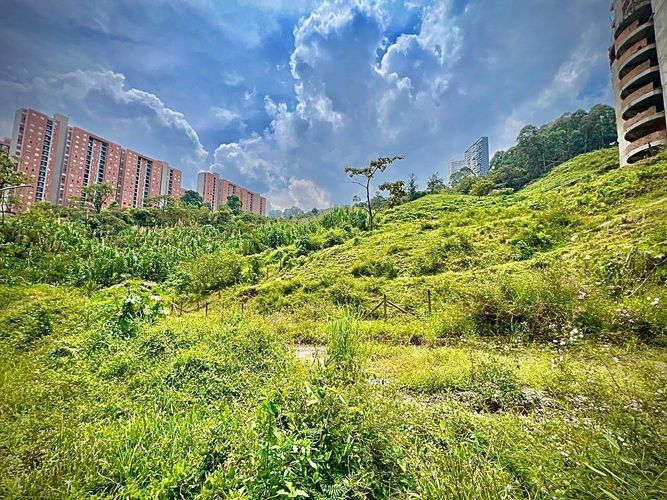 Lote en venta en Entreamigos, Sabaneta, 100 m² · foto 4 de 14