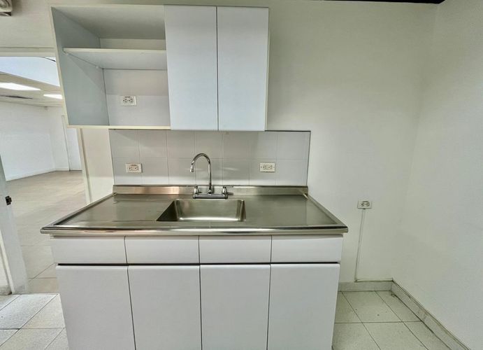 Local en venta en Maizaro, Villavicencio, 99 m² · foto 6 de 19