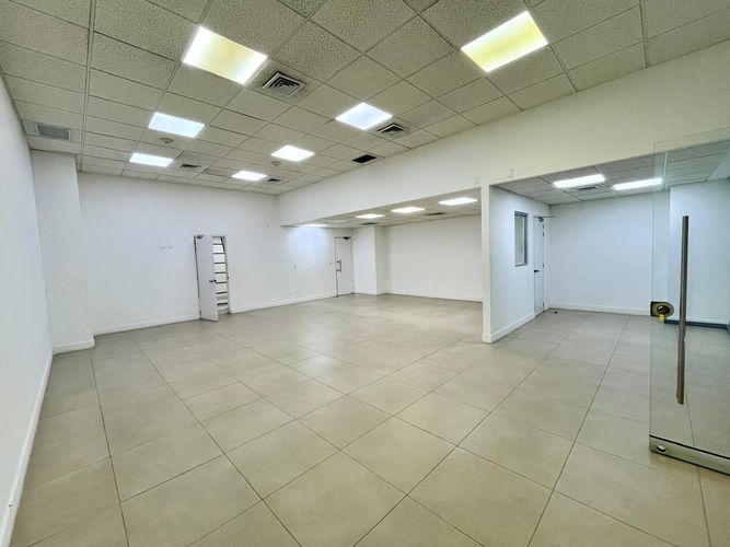 Local en venta en Maizaro, Villavicencio, 99 m² · foto 11 de 19