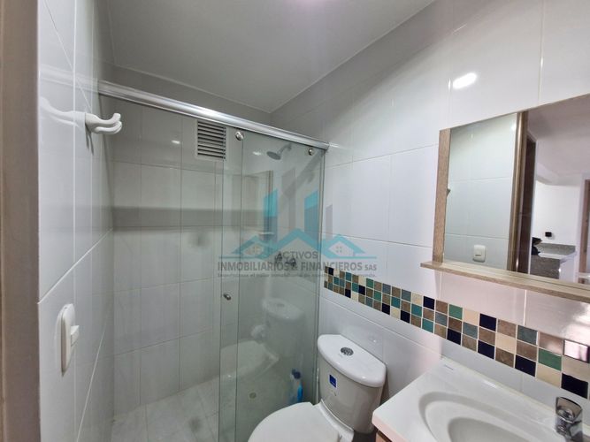 Apartamento de 2 alcobas en arriendo en Ricaurte, 56 m² · foto 12 de 19