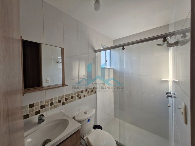 Apartamento de 2 alcobas en arriendo en Ricaurte, 56 m² · foto 16 de 19