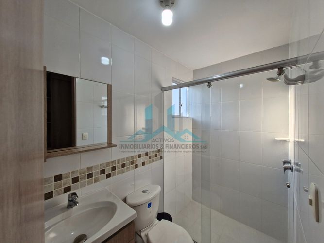 Apartamento de 2 alcobas en arriendo en Ricaurte, 56 m² · foto 18 de 19