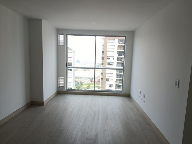 Apartamento en venta en Américas Central, Bogotá · foto 8 de 19