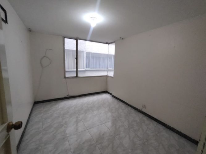 Apartamento de 2 alcobas en venta en Germania, Bogotá, 84 m² · foto 2 de 17