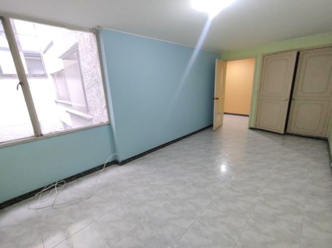 Apartamento de 2 alcobas en venta en Germania, Bogotá, 84 m² · foto 3 de 17