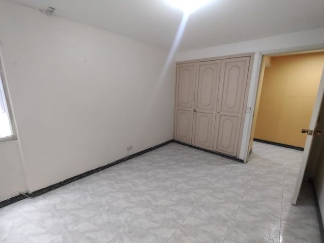 Apartamento de 2 alcobas en venta en Germania, Bogotá, 84 m² · foto 4 de 17