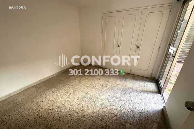 Apartamento de 4 alcobas en arriendo en Conquistadores, Medellín, 240 m² · foto 19 de 24