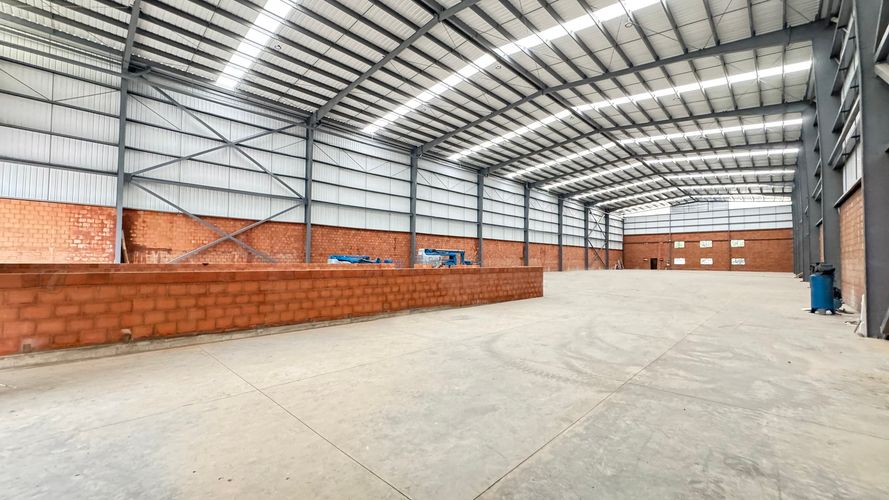 Bodega en arriendo en Zona Industrial, Yumbo · foto 7 de 24