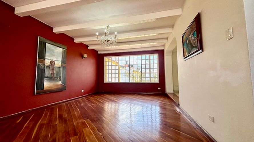Casa de 4 alcobas en venta en San Luis, Chía, 1215 m² · foto 3 de 24