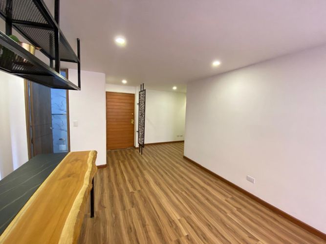 Apartaestudio en venta en Chico Norte, Bogotá, 42 m² · foto 3 de 21