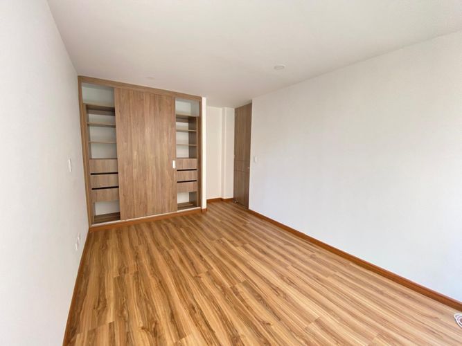 Apartaestudio en venta en Chico Norte, Bogotá, 42 m² · foto 14 de 21