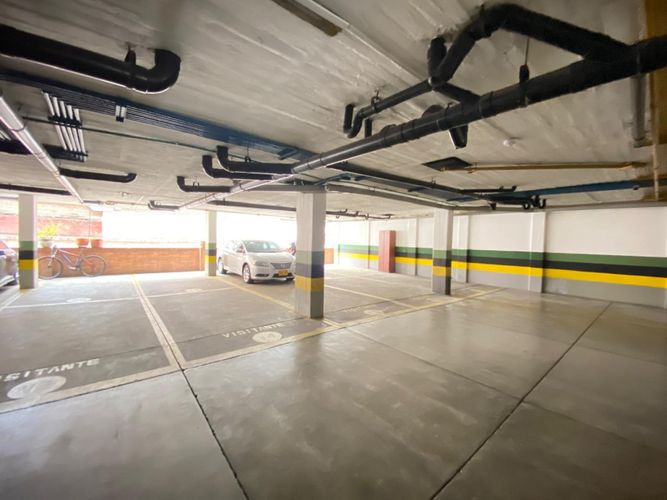 Apartaestudio en venta en Chico Norte, Bogotá, 42 m² · foto 17 de 21