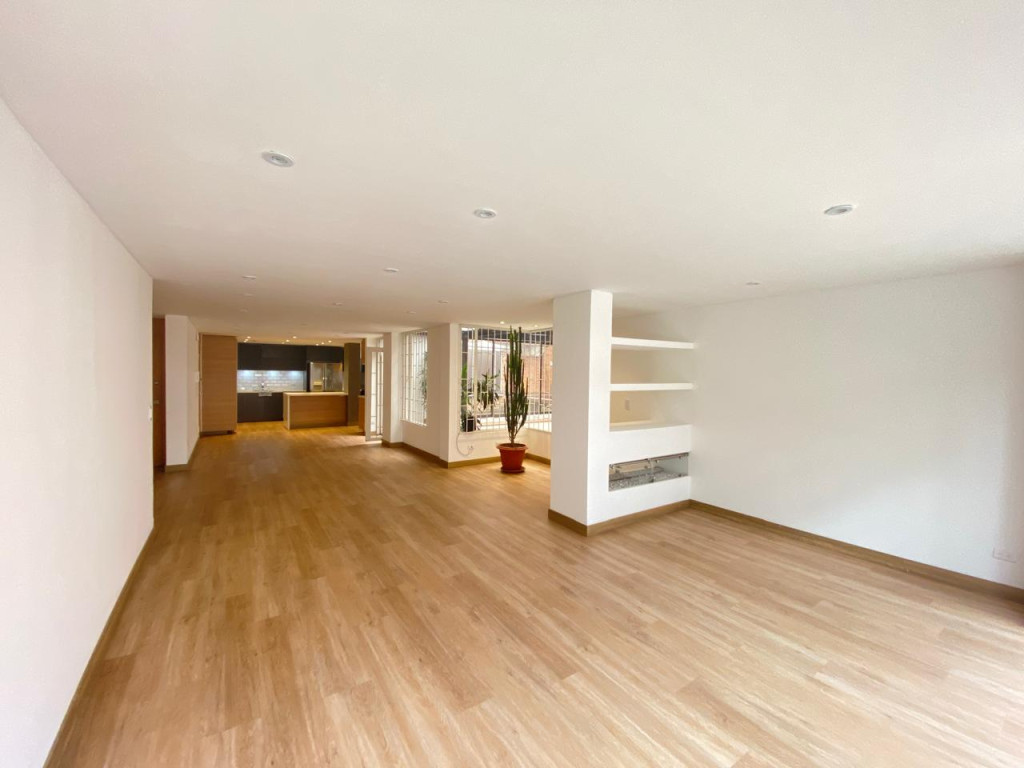 Apartamento en venta en Chico Norte, Bogotá · foto 4 de 24