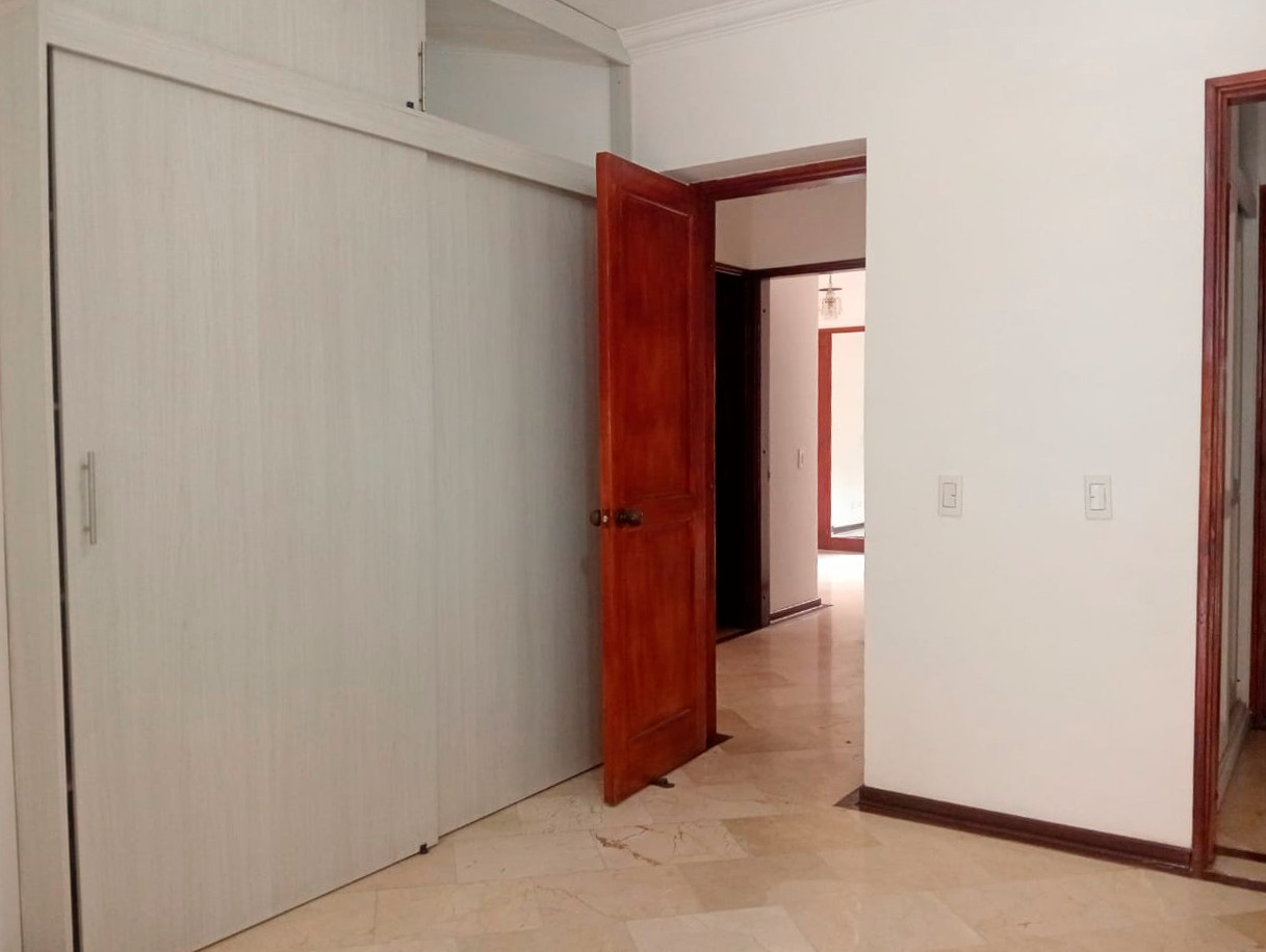 Apartamento en arriendo en Laureles, Medellín · foto 14 de 18