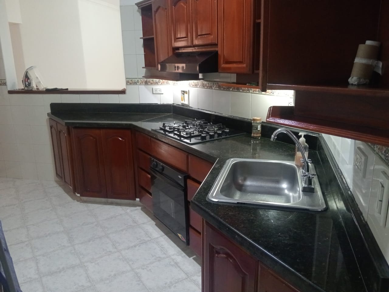 Apartamento en arriendo en Laureles, Medellín · foto 2 de 18