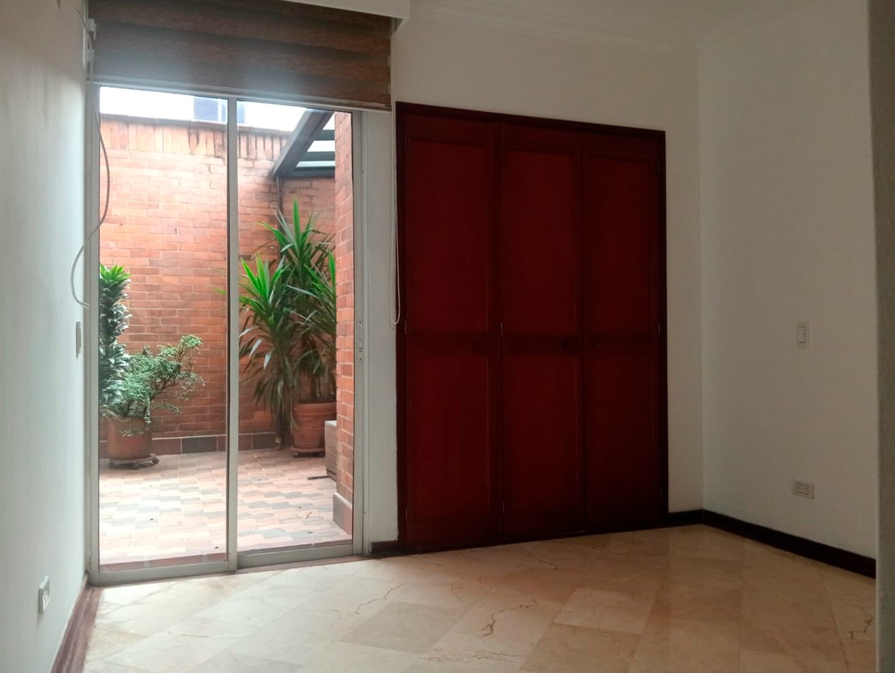 Apartamento en arriendo en Laureles, Medellín · foto 13 de 18
