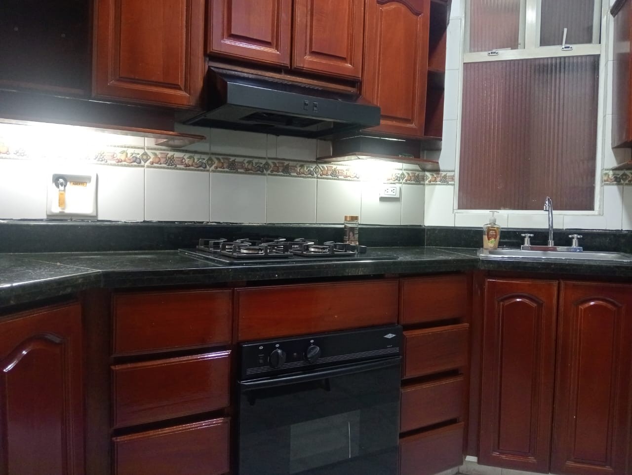 Apartamento en arriendo en Laureles, Medellín · foto 5 de 18