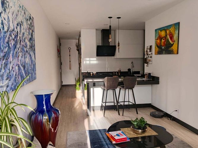 Apartaestudio en venta en Santa Barbara Central, Bogotá, 55 m² · foto 5 de 13