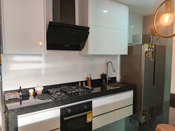 Apartaestudio en venta en Santa Barbara Central, Bogotá, 55 m² · foto 6 de 13