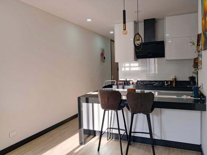 Apartaestudio en venta en Santa Barbara Central, Bogotá, 55 m² · foto 7 de 13