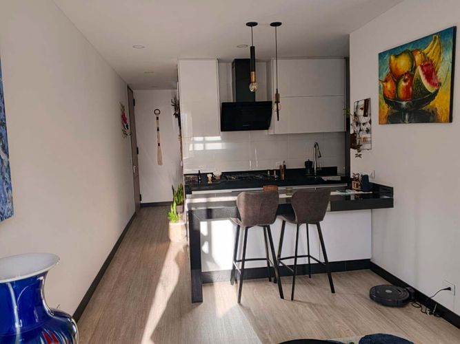 Apartaestudio en venta en Santa Barbara Central, Bogotá, 55 m² · foto 8 de 13