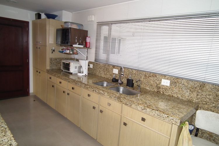 Apartamento de 3 alcobas en venta en Santa Barbara Central, Bogotá, 166 m² · foto 6 de 24