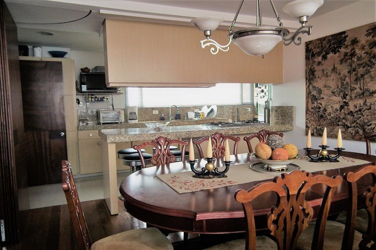 Apartamento de 3 alcobas en venta en Santa Barbara Central, Bogotá, 166 m² · foto 7 de 24