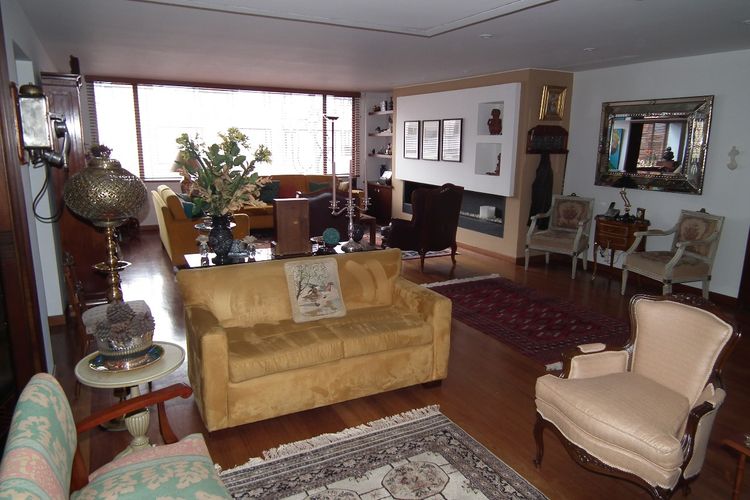 Apartamento de 3 alcobas en venta en Santa Barbara Central, Bogotá, 166 m² · foto 13 de 24