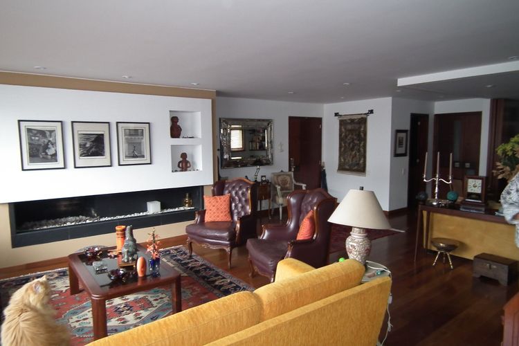Apartamento de 3 alcobas en venta en Santa Barbara Central, Bogotá, 166 m² · foto 14 de 24