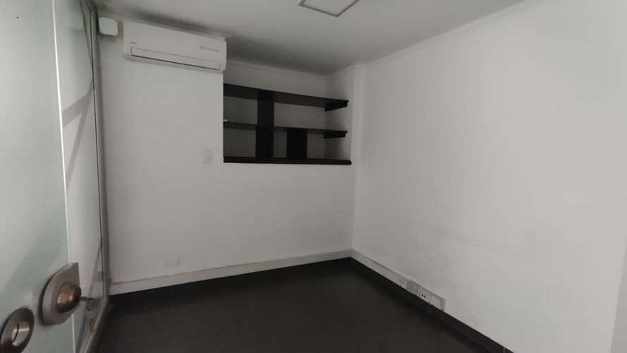Local en arriendo en Laureles, Medellín, 630 m² · foto 18 de 24