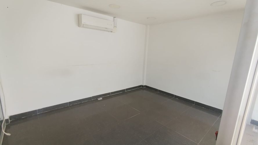 Local en arriendo en Laureles, Medellín, 630 m² · foto 20 de 24