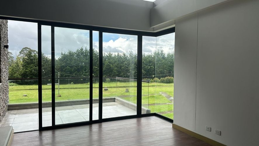 Apartamento de 2 alcobas en venta en Llano Grande, Rionegro, 140 m² · foto 6 de 14