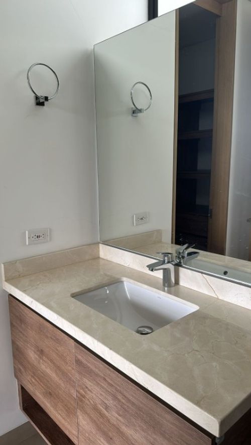 Apartamento de 2 alcobas en venta en Llano Grande, Rionegro, 140 m² · foto 11 de 14