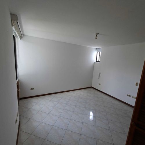 Apartamento de 3 alcobas en venta en Cabecera Del Llano, Bucaramanga, 136 m² · foto 15 de 20