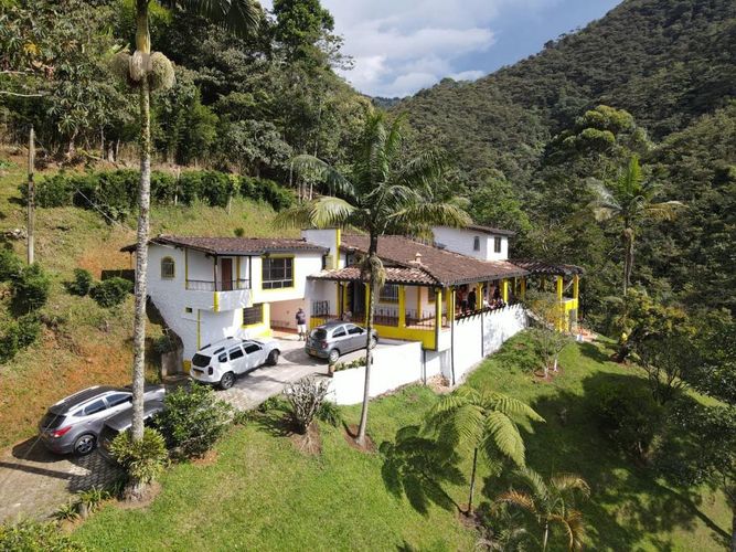 Casa de 5 alcobas en venta en Entreamigos, Sabaneta · foto 9 de 12