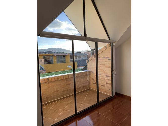 Edificio en venta en Z.U. Villas Del Rosario, Zipaquirá, 240 m² · foto 2 de 24