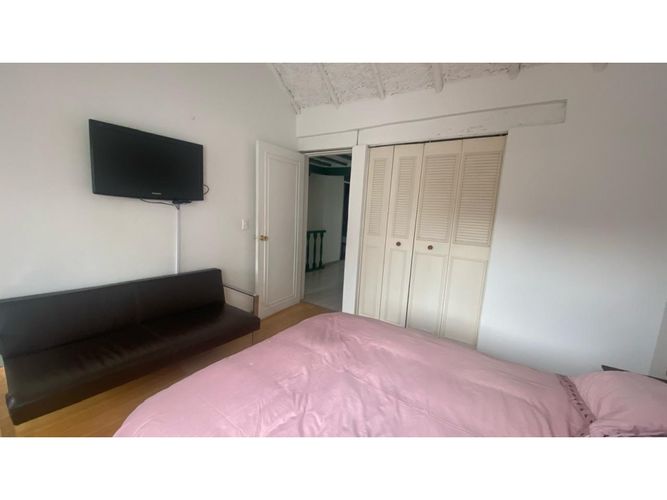 Casa de 3 alcobas en venta en Santa Barbara, Bogotá, 250 m² · foto 7 de 24