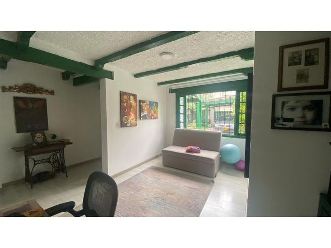 Casa de 3 alcobas en venta en Santa Barbara, Bogotá, 250 m² · foto 11 de 24