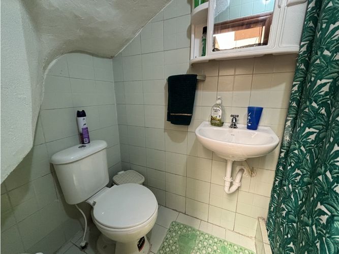 Casa de 5 alcobas en venta en La Camelia, Bogotá, 200 m² · foto 16 de 19