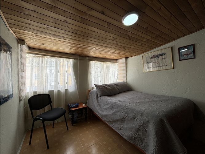 Casa de 5 alcobas en venta en La Camelia, Bogotá, 200 m² · foto 17 de 19