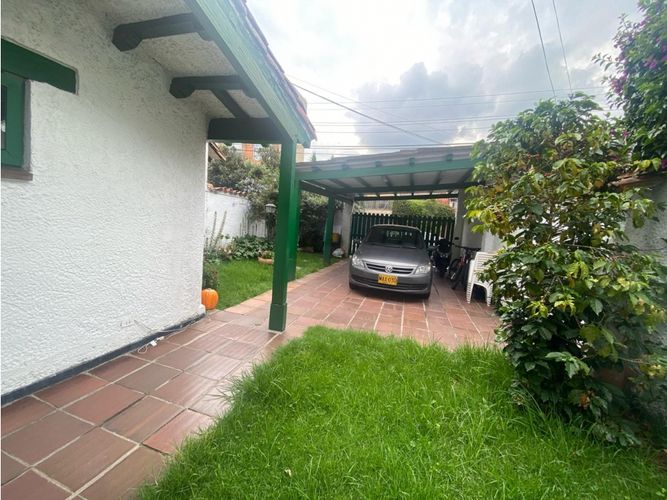 Casa de 3 alcobas en venta en Santa Barbara, Bogotá, 250 m² · foto 24 de 24