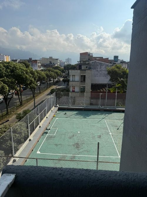 Apartamento de 4 alcobas en venta en Provenza, Bucaramanga, 100 m² · foto 12 de 18