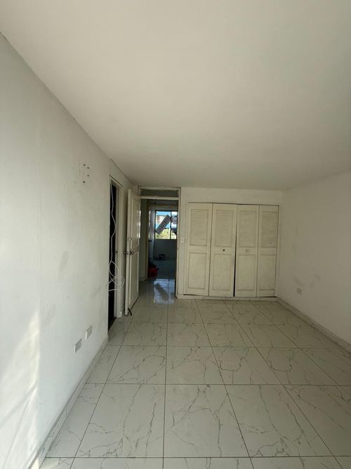 Apartamento de 4 alcobas en venta en Provenza, Bucaramanga, 100 m² · foto 4 de 18