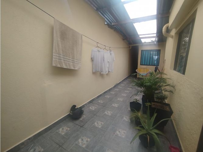 Casa de 13 alcobas en venta en El Pomar, Medellín, 453 m² · foto 11 de 24
