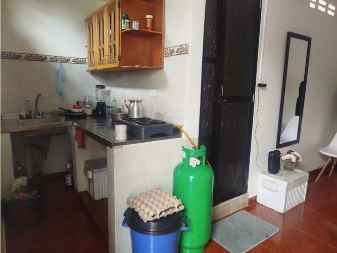 Casa de 13 alcobas en venta en El Pomar, Medellín, 453 m² · foto 13 de 24